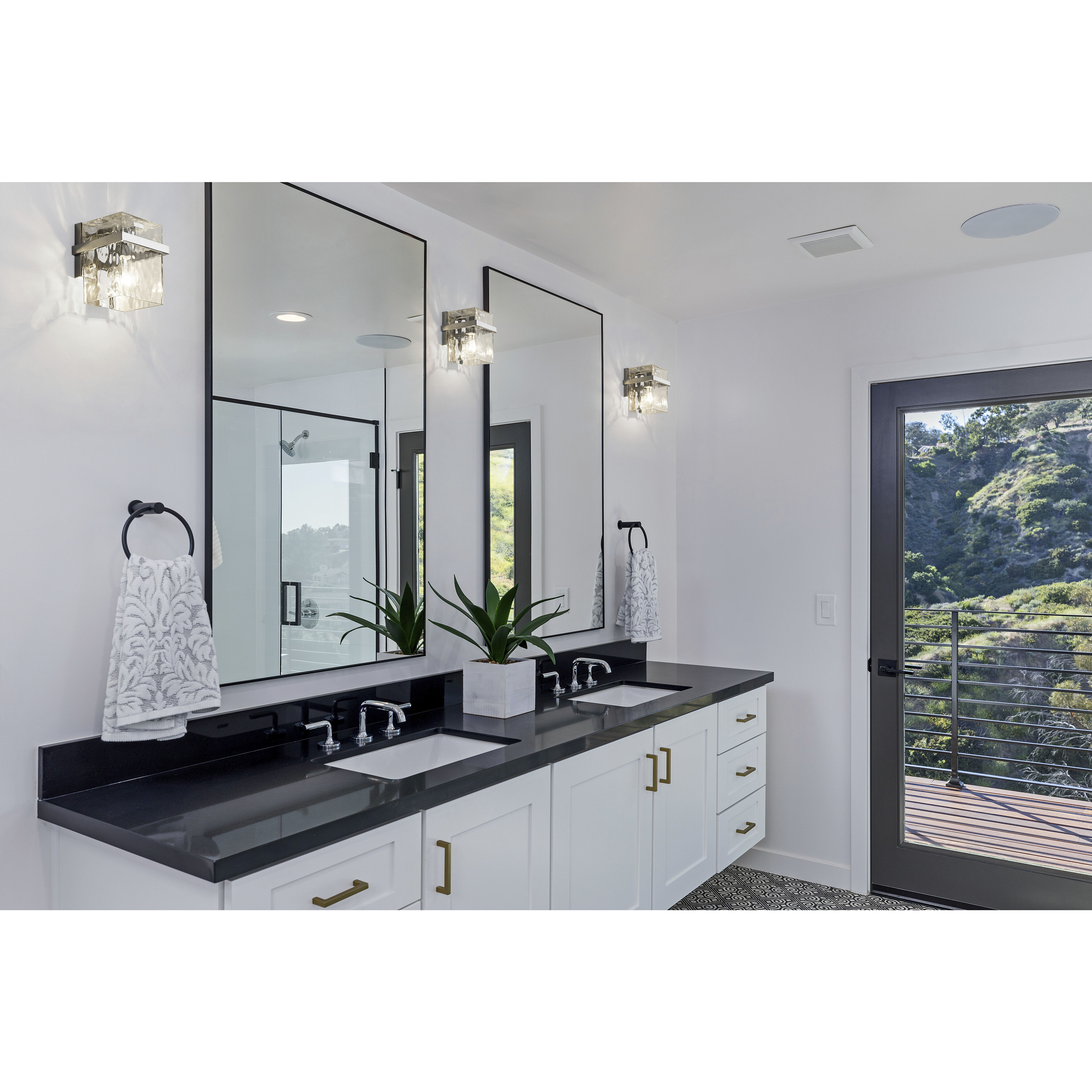 Bennington Wall Sconce Wall Light in Chrome