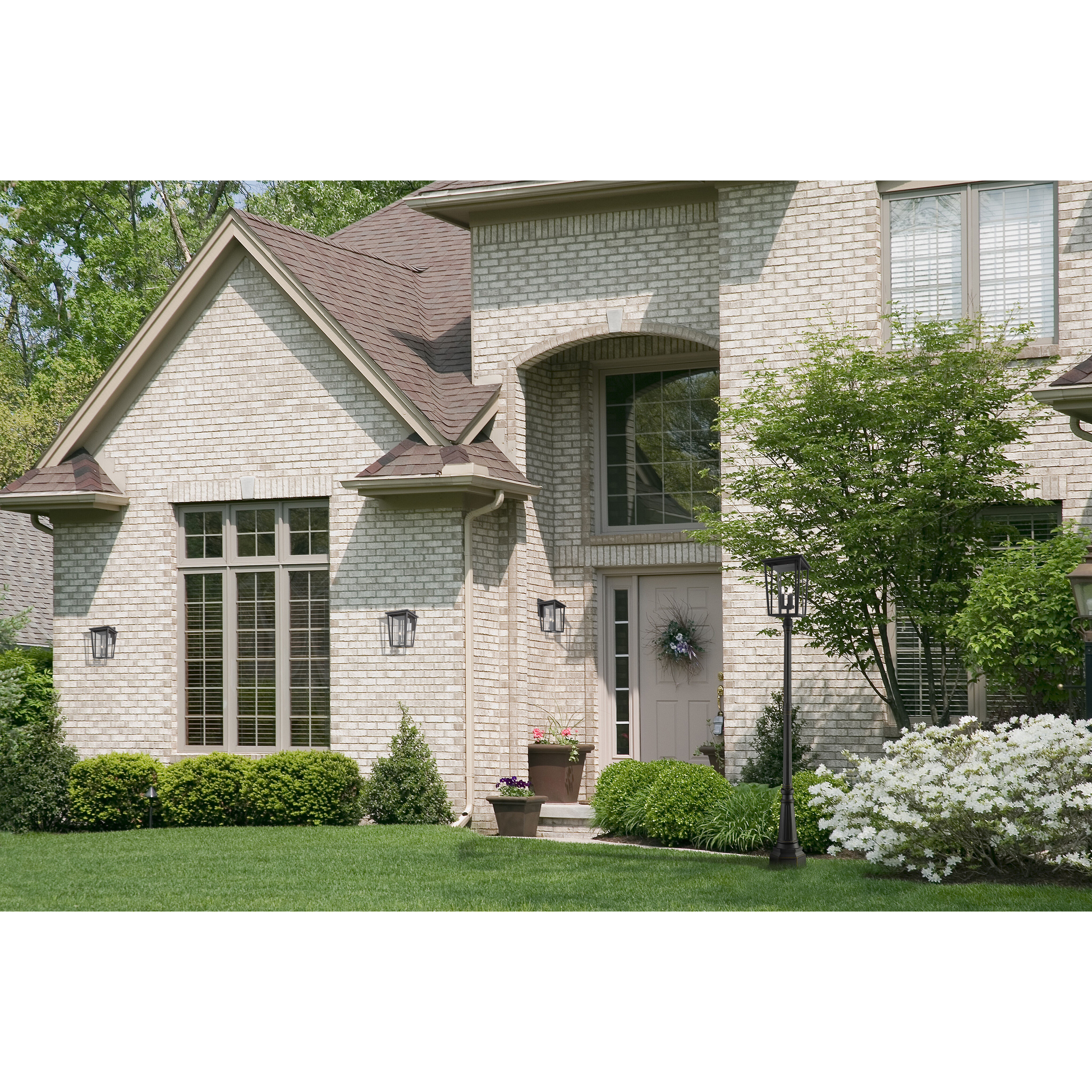 Seoul 3 Light 105.5 inch Oil Rubbed Bronze Outdoor Post Mounted Fixture in 33