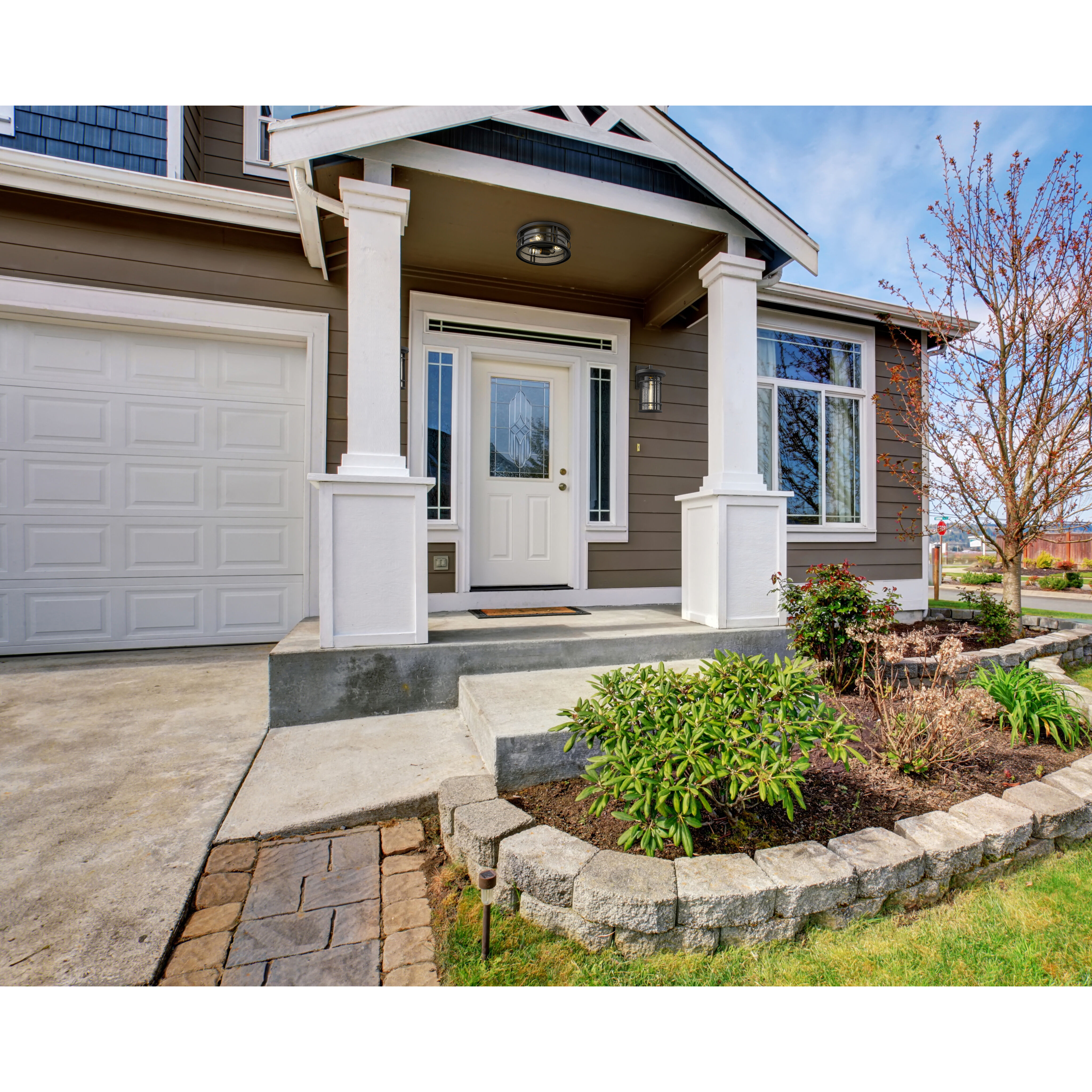 Jordan 1 Light 16.75 inch Oil Rubbed Bronze Outdoor Wall Light