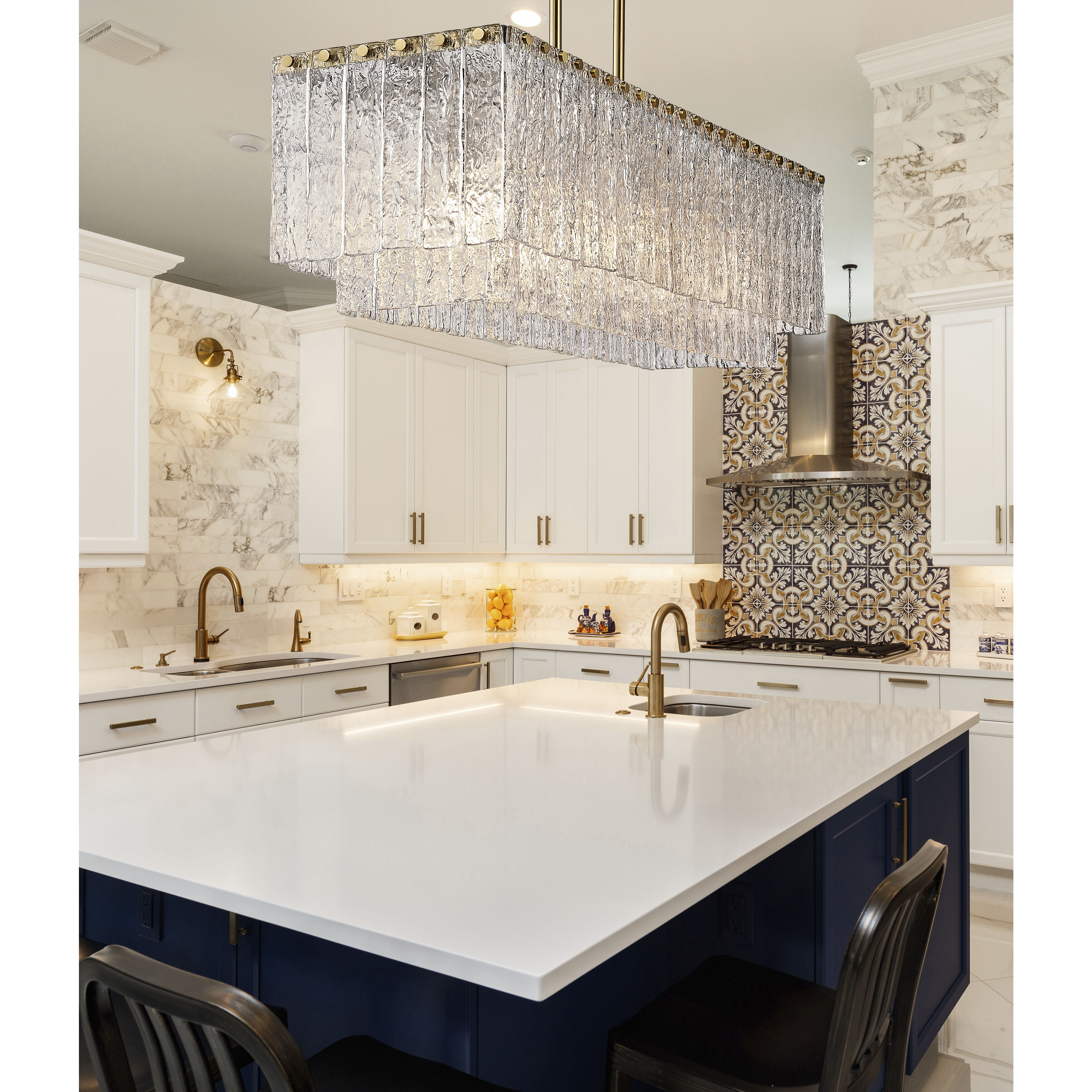 Glacier Linear Chandelier Ceiling Light in Modern Gold