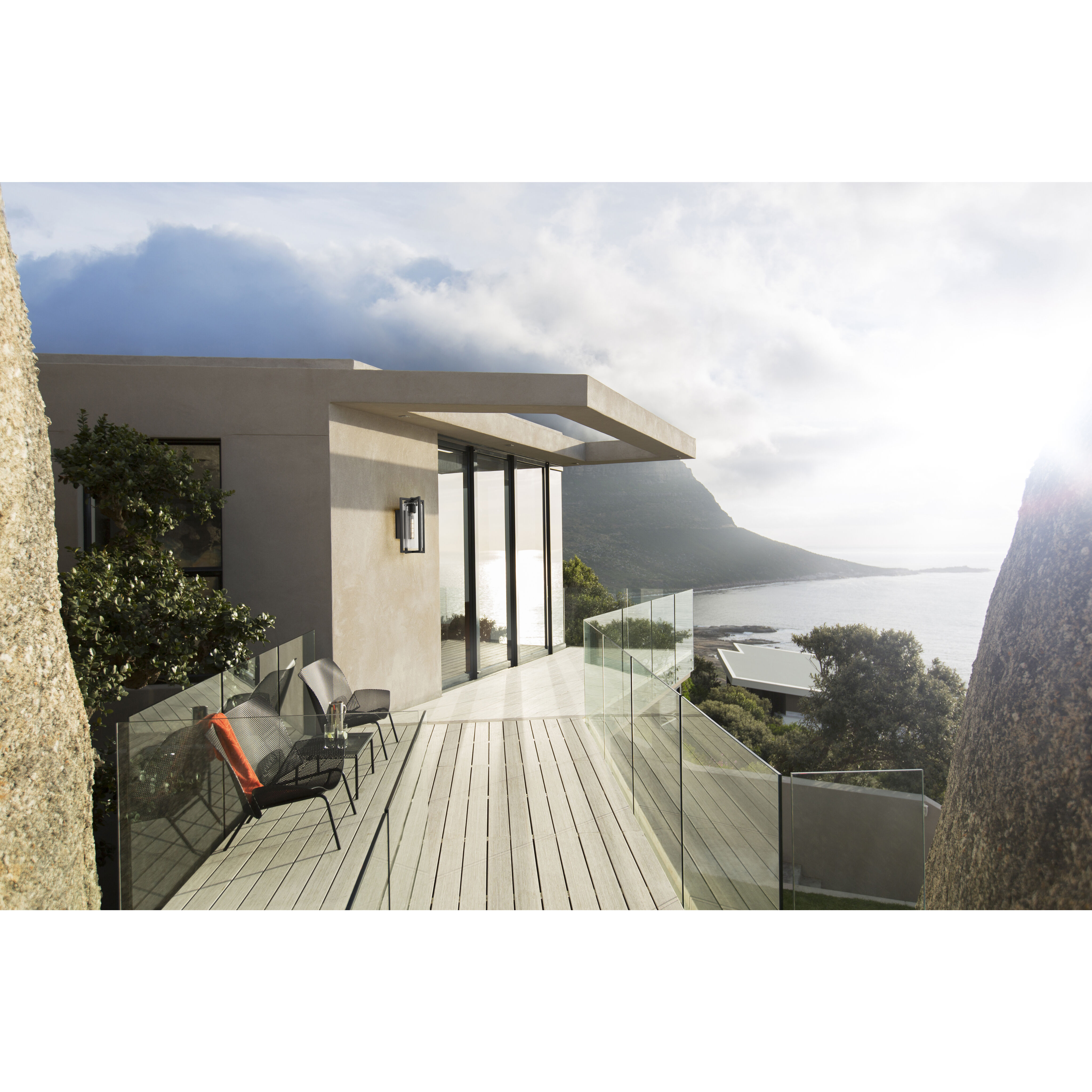 Aura Outdoor Wall Light in Black, G9