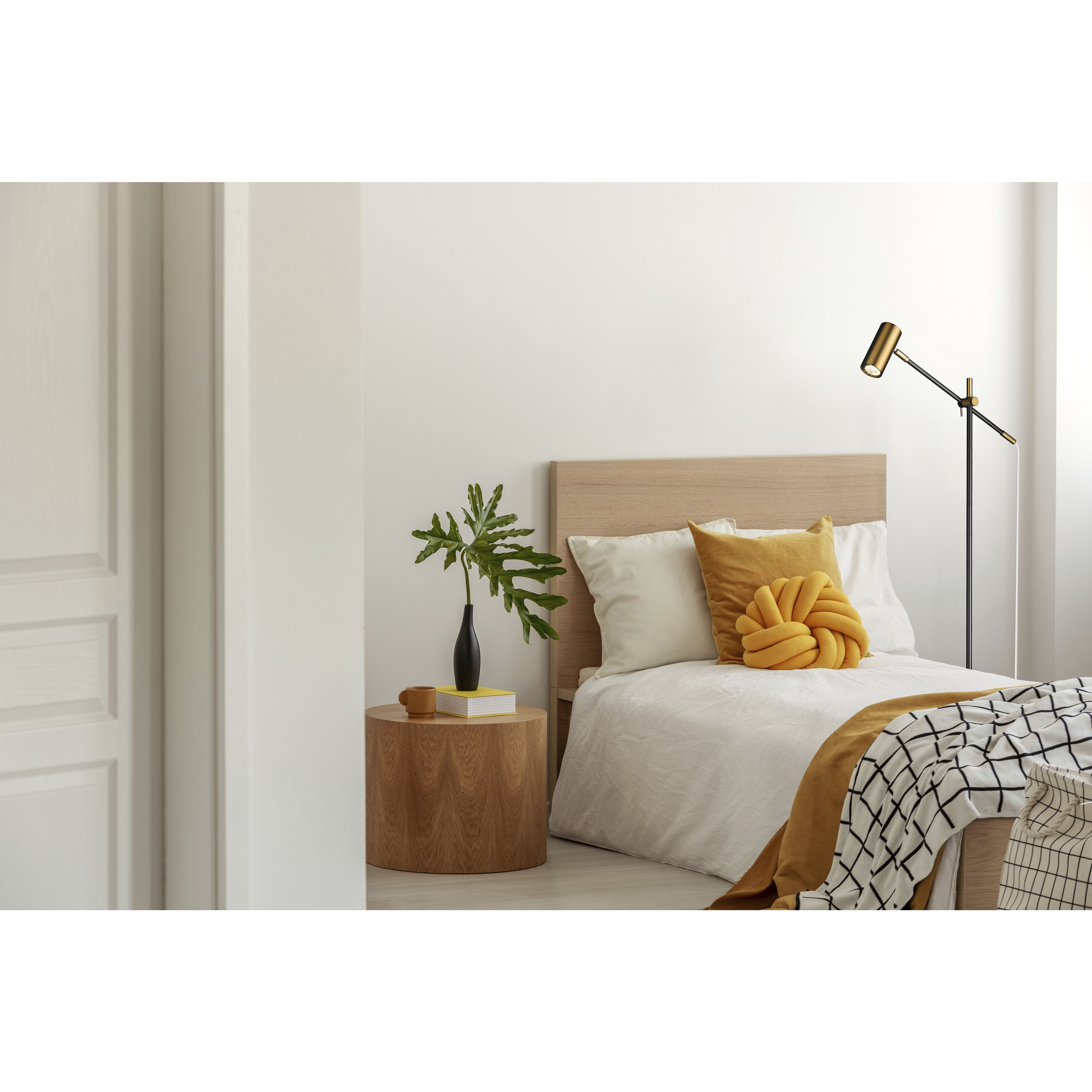 Calumet 48.25 inch 35.00 watt Matte Black and Olde Brass Floor Lamp Portable Light in Oil Rubbed Bronze