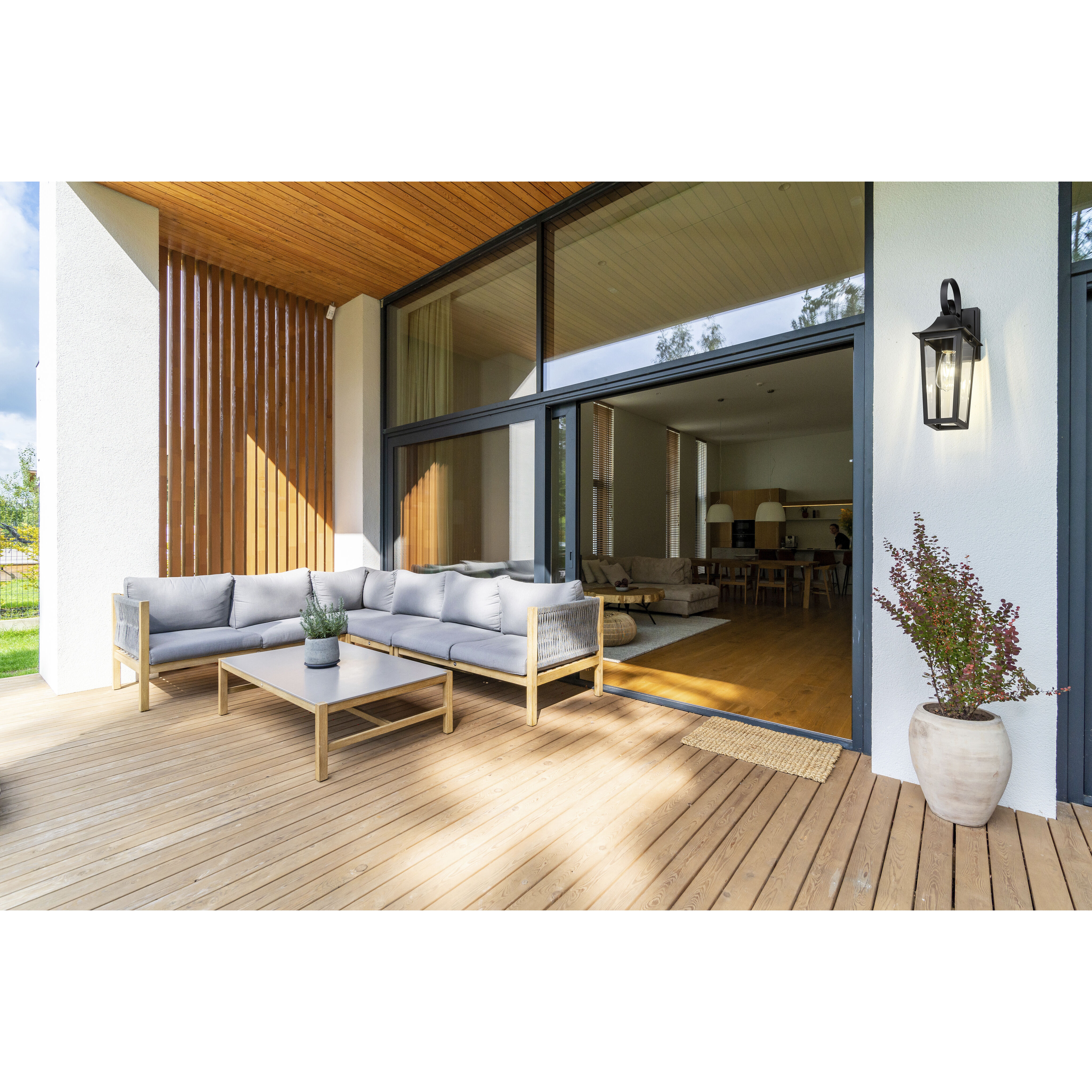 Gannon Outdoor Wall Light in Black, G9